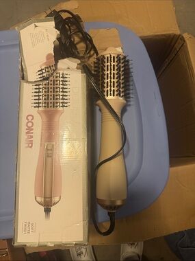 Conair Beige 2-in-1 Hot Air Round Brush for Women